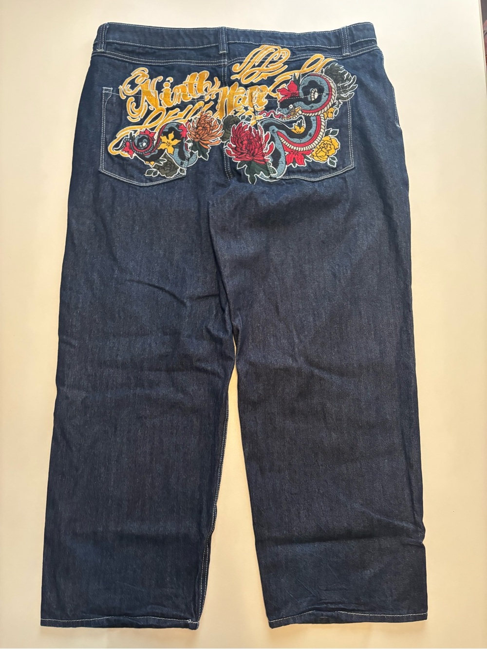 Snake Embroidered ninth hall baggy Y2K jeans size 42x28